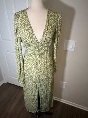 Billabong | Dresses | Billabong Floral Sea Green Maxi Dress | Poshmark